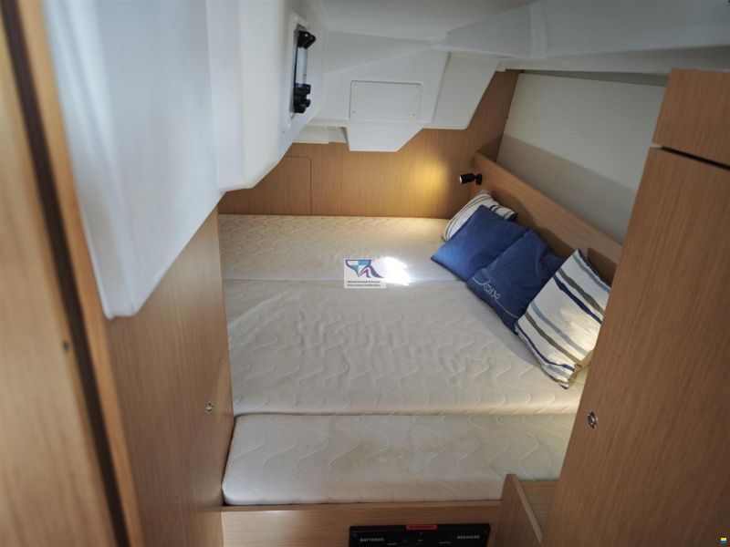 Beneteau OCEANIS 35.1