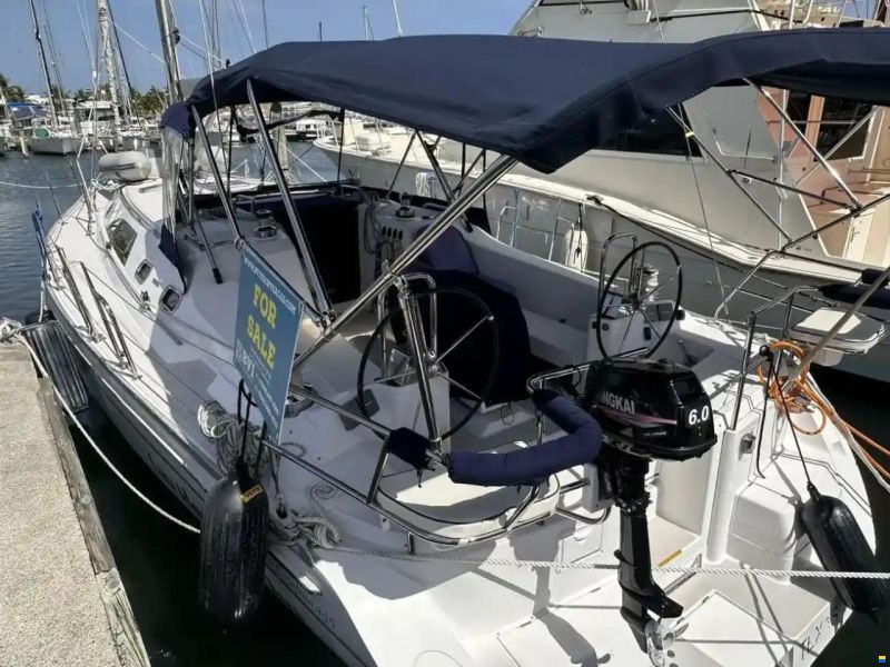 Catalina Morgan 44