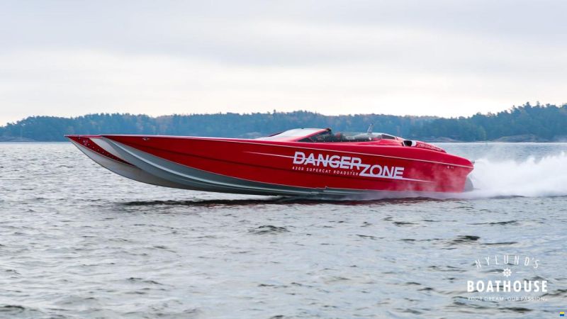 Nor-Tech 4300 Supercat Roadster