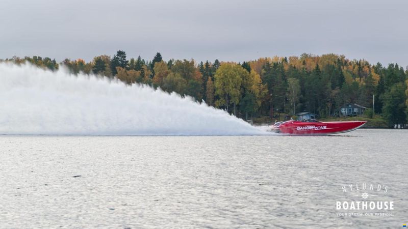 Nor-Tech 4300 Supercat Roadster