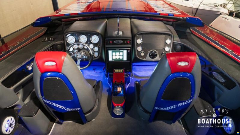 Nor-Tech 4300 Supercat Roadster