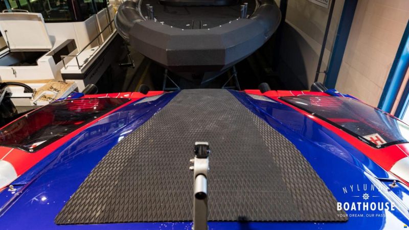 Nor-Tech 4300 Supercat Roadster