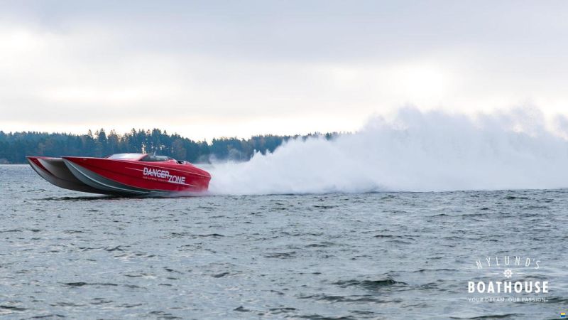 Nor-Tech 4300 Supercat Roadster