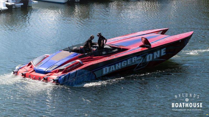 Nor-Tech 4300 Supercat Roadster