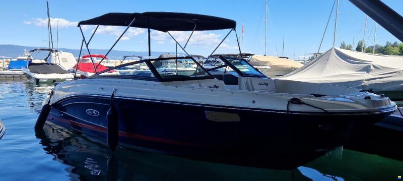 Sea Ray SPX 230