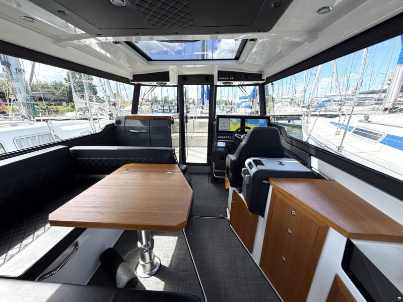 Buster Phantom Cabin