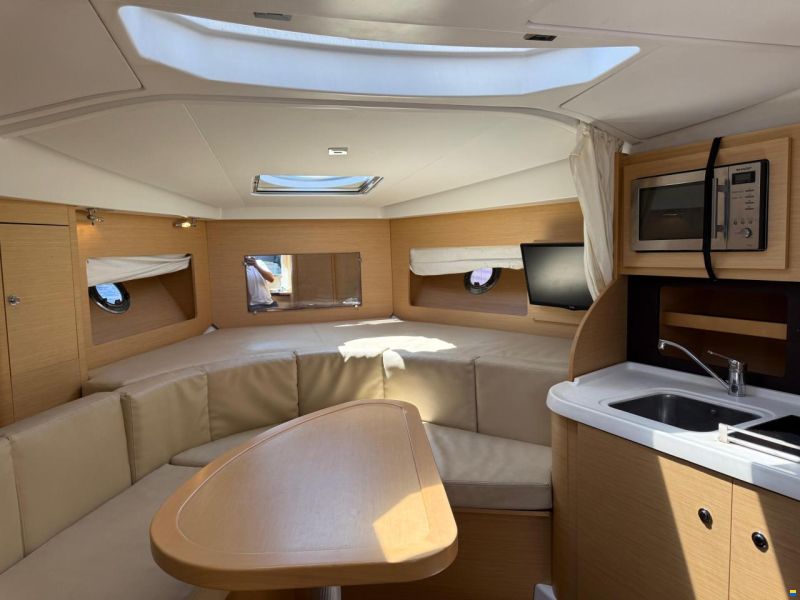 Beneteau Montecarlo 32