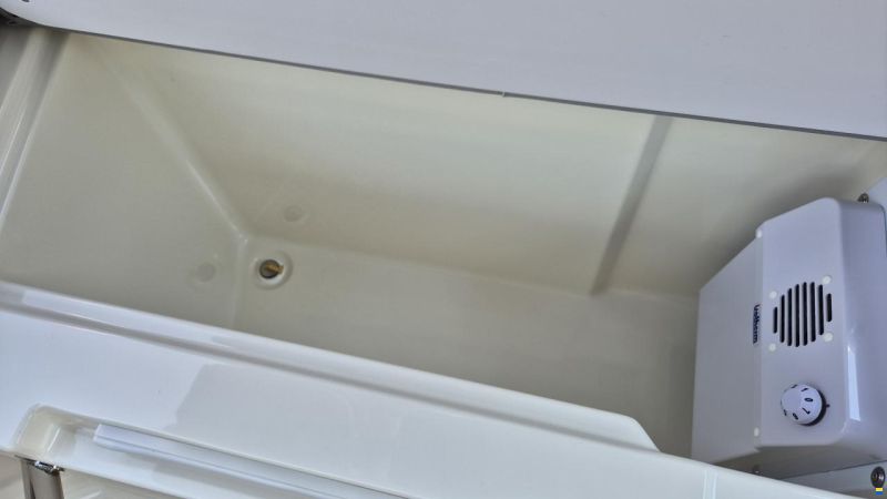 Sea Ray SLX 250 Europe