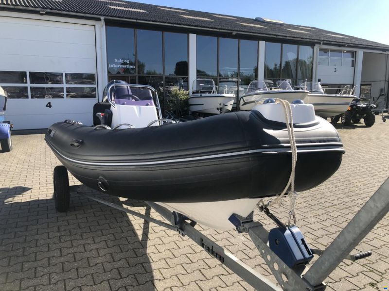 Brig F420T Falcon Tender