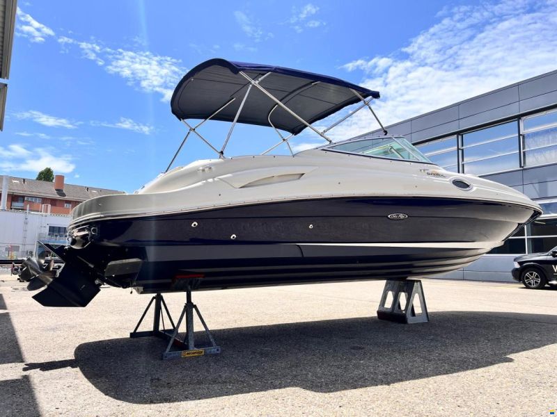 Sea Ray 270 SD