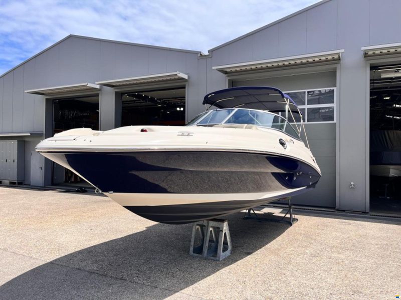 Sea Ray 270 SD