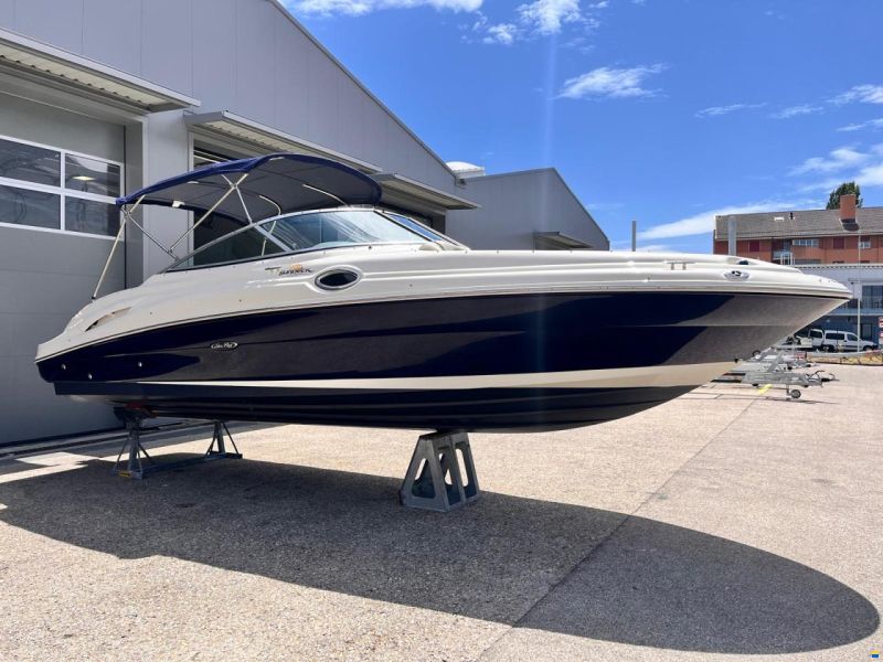 Sea Ray 270 SD