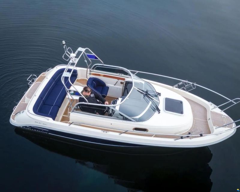 Aquador 21 Walkaround
