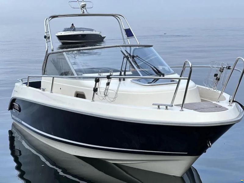 Aquador 21 Walkaround
