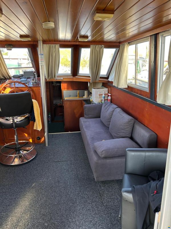 Veerdörn 1300 Flybridge