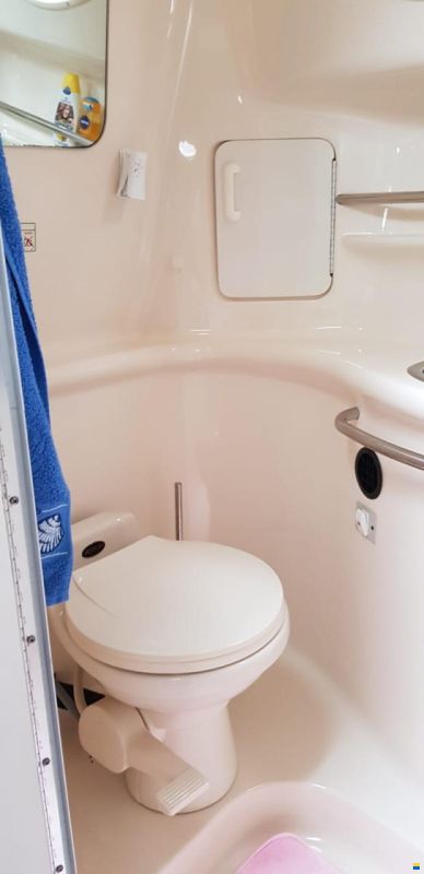 Sea Ray 330 Sundancer