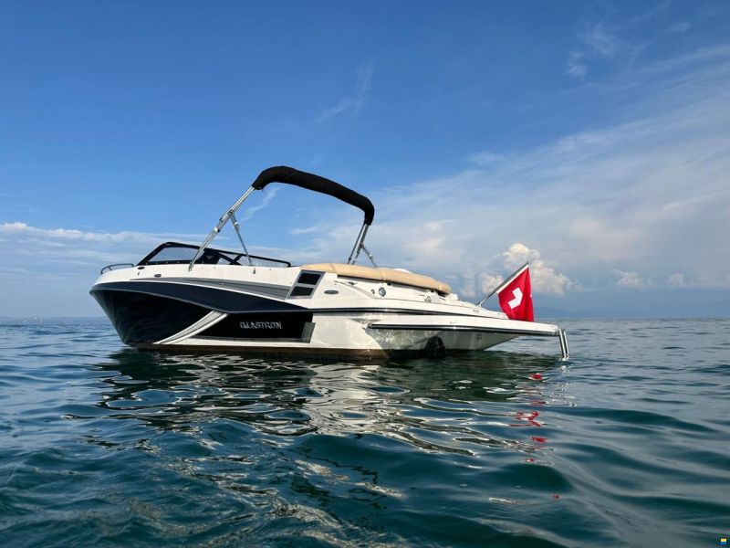 Glastron GT 229