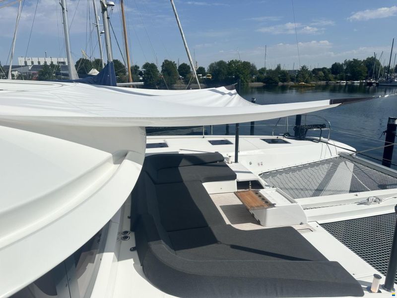 Lagoon 55