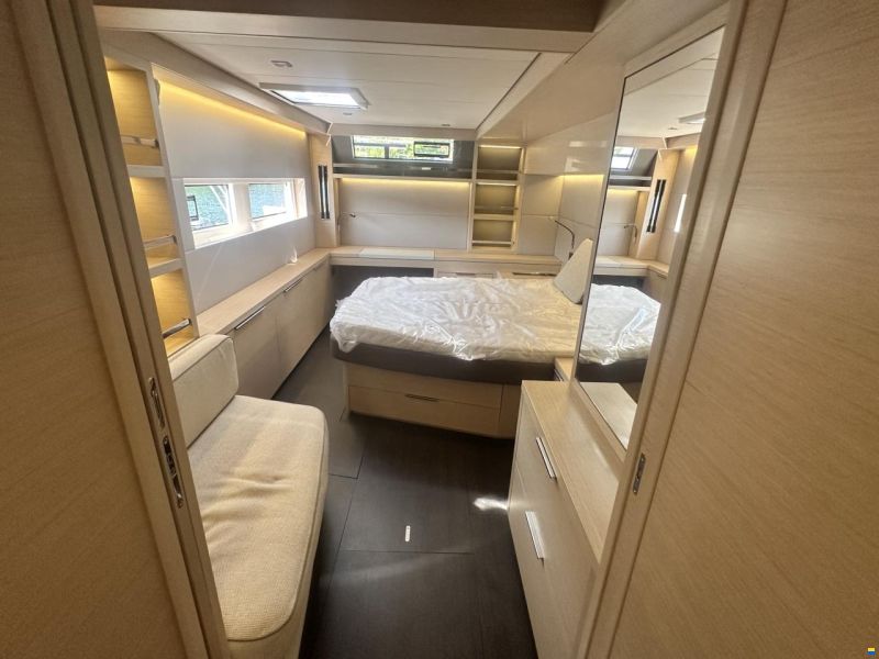Lagoon 55