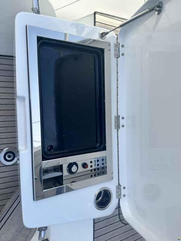 Lagoon 55