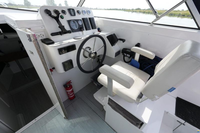 Marco Yachts 860 OK AK