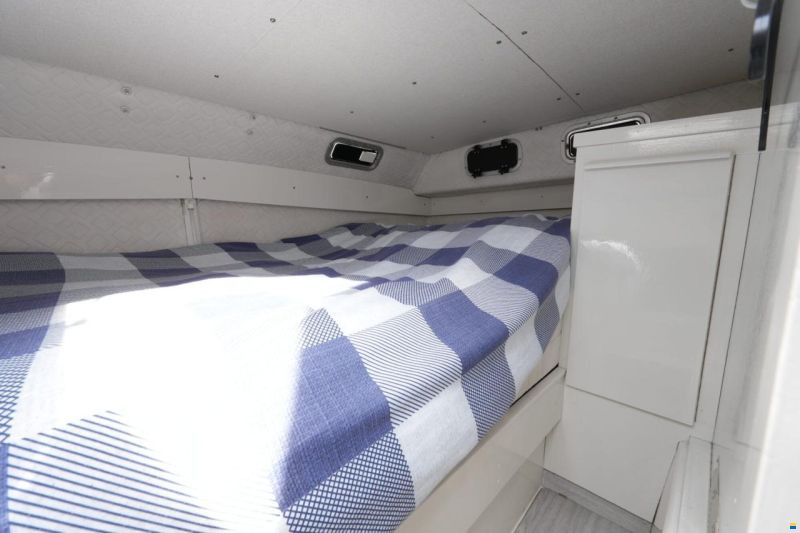 Marco Yachts 860 OK AK