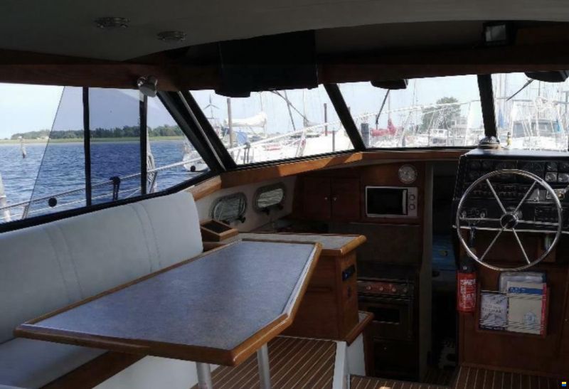 Bayliner 3288 Fly