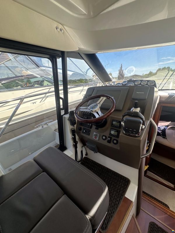 Jeanneau NC11