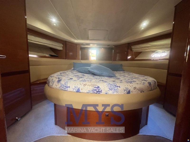 Prestige 42S