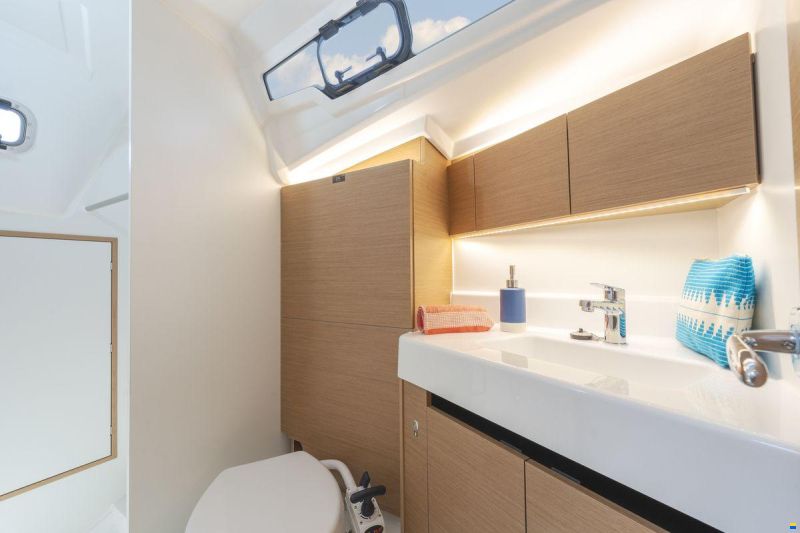 Jeanneau Sun Odyssey 350
