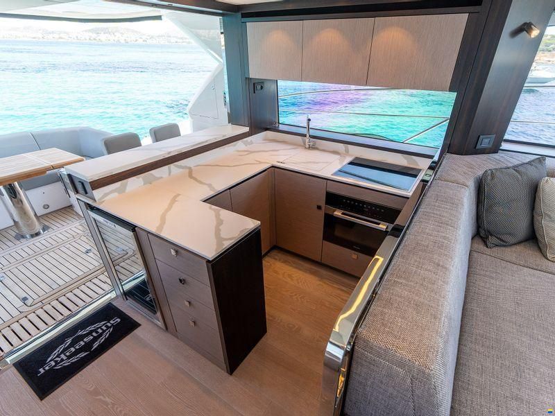 Sunseeker Manhattan 55