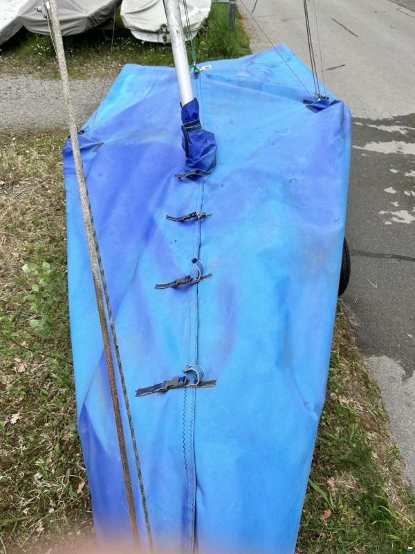 Laser 4000 Skiff