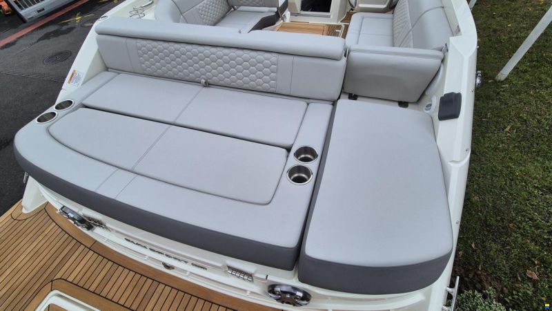 Sea Ray Sun Sport 250 Europe