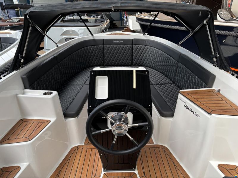 Topcraft 627 Tender