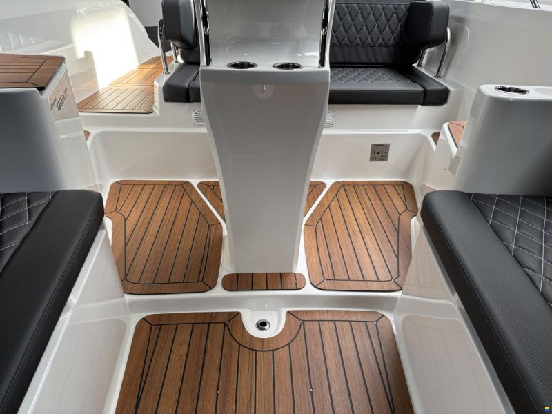 Topcraft 627 Tender