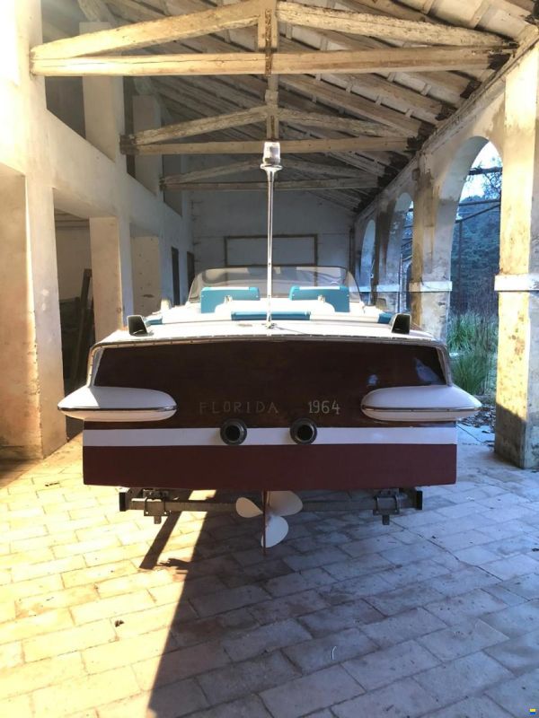 Chris Craft SUPER SPORT 21