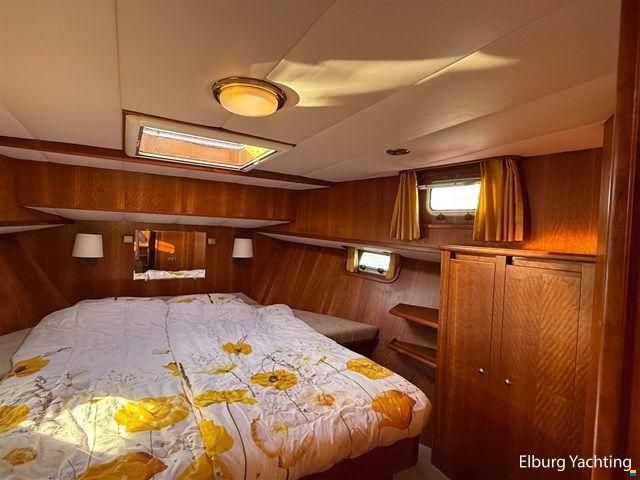 Altena Trawler 50 - France Proof