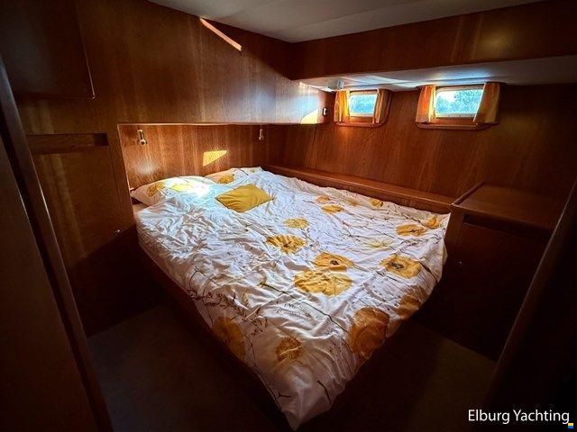 Altena Trawler 50 - France Proof