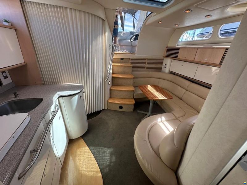 Bayliner 4085 Avanti