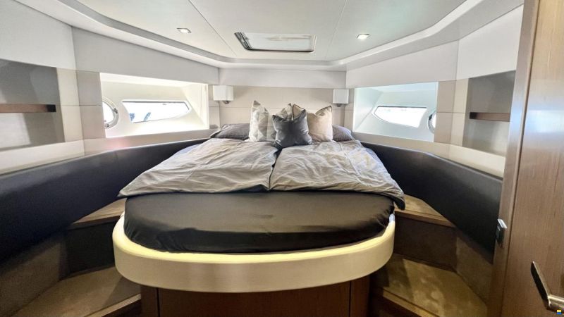 Beneteau GT 49