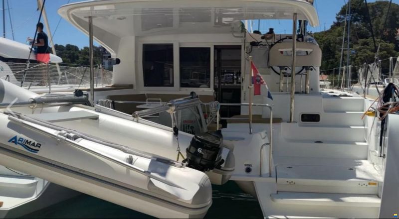 Lagoon 40