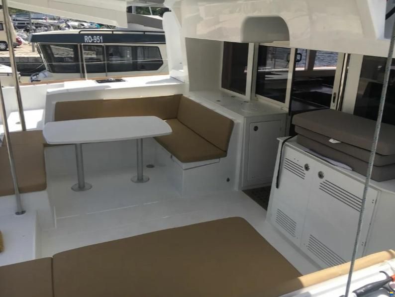 Lagoon 450 F