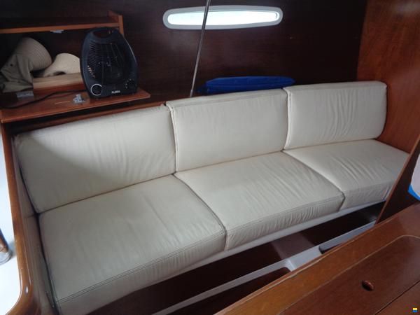 Beneteau First 31.7