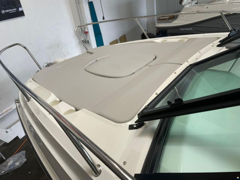 Sea Ray Sun Sport 230 Limited Edition