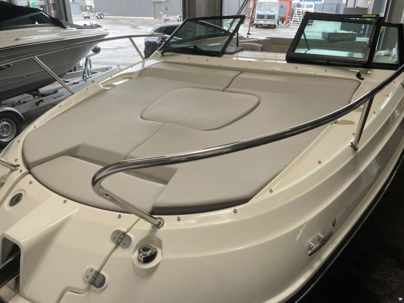 Sea Ray Sun Sport 230 Limited Edition