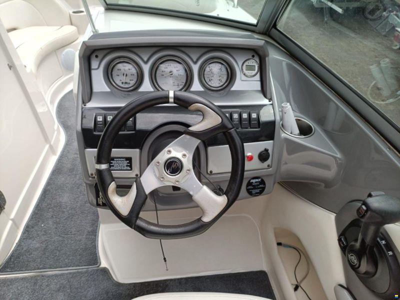 Monterey 220 Explorer