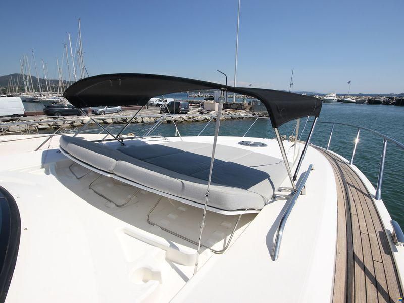 Sunseeker Predator 60