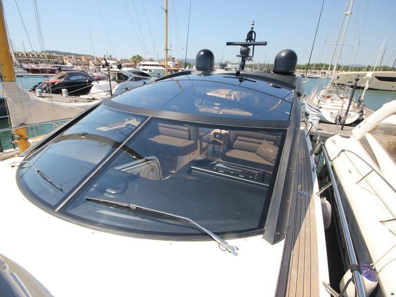 Sunseeker Predator 60