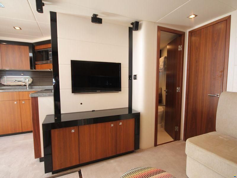 Sunseeker Predator 60