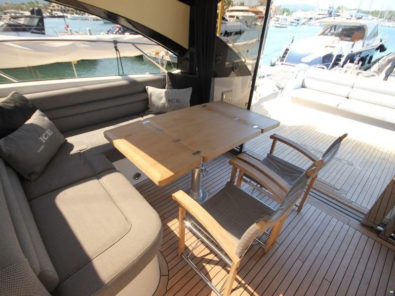 Sunseeker Predator 60